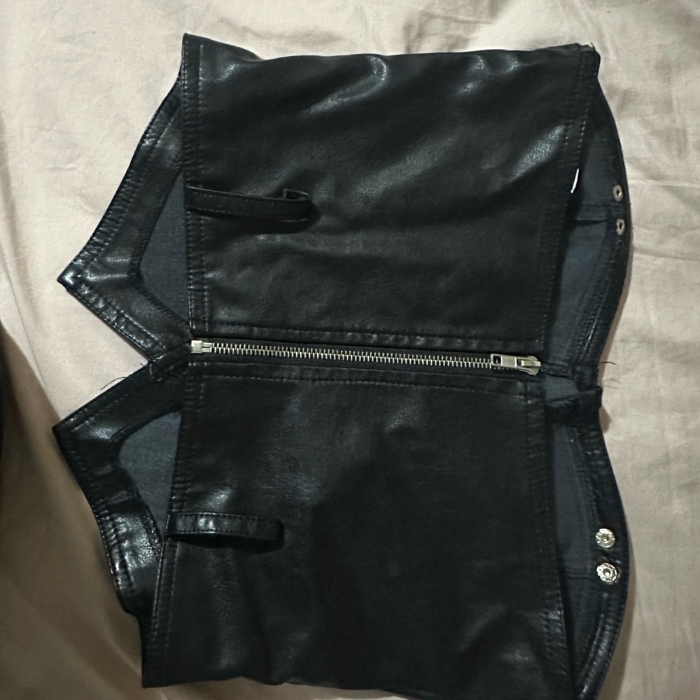 Strapless top - Picture 2 of 4